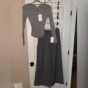 A Peach Women’s Set Elegant Gray Pants and Long Sleeve Top